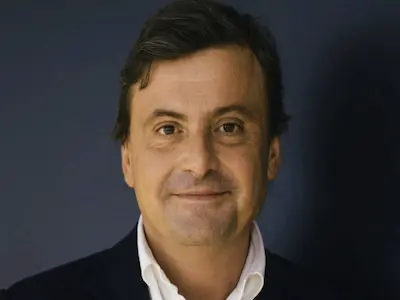 Carlo Calenda raccomanda BTC 8.4 Lirvellis